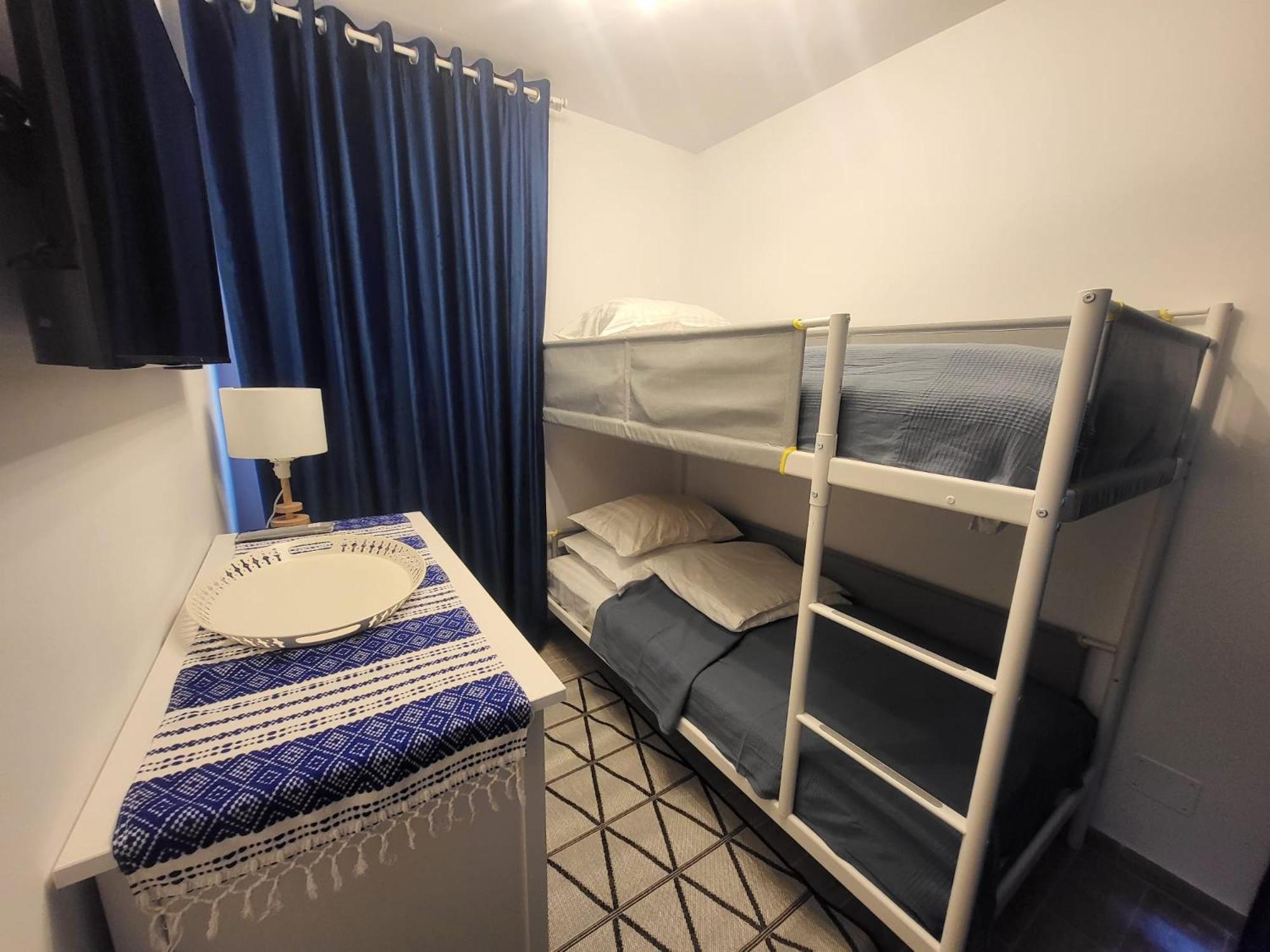 Pensiunea Casa Dacilor Podeni Екстер'єр фото